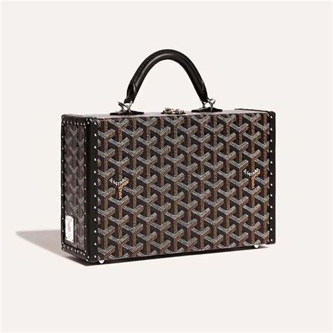 goyard cult canvas|goyardine canvas black.